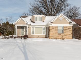 23915 Glenhill Dr, Beachwood, OH