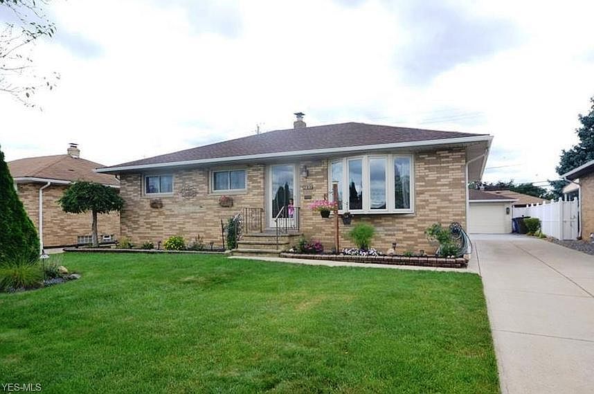 1st image of 4890 Autumn Ln