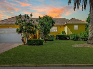 123 Sands Point Dr, Tierra Verde, FL 33715