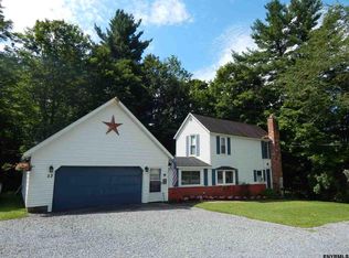 23 Pearce Ln, Ballston Lake, NY 12019