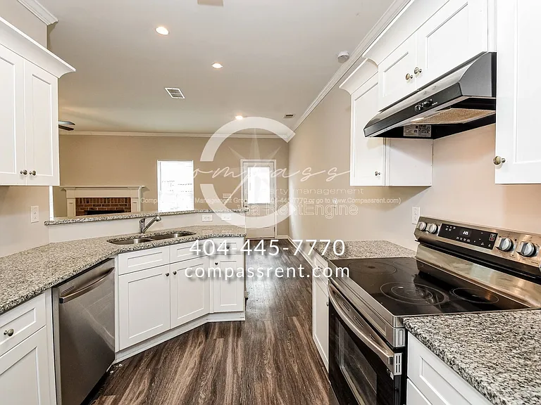 109 Squarewood Ln — Photo 8