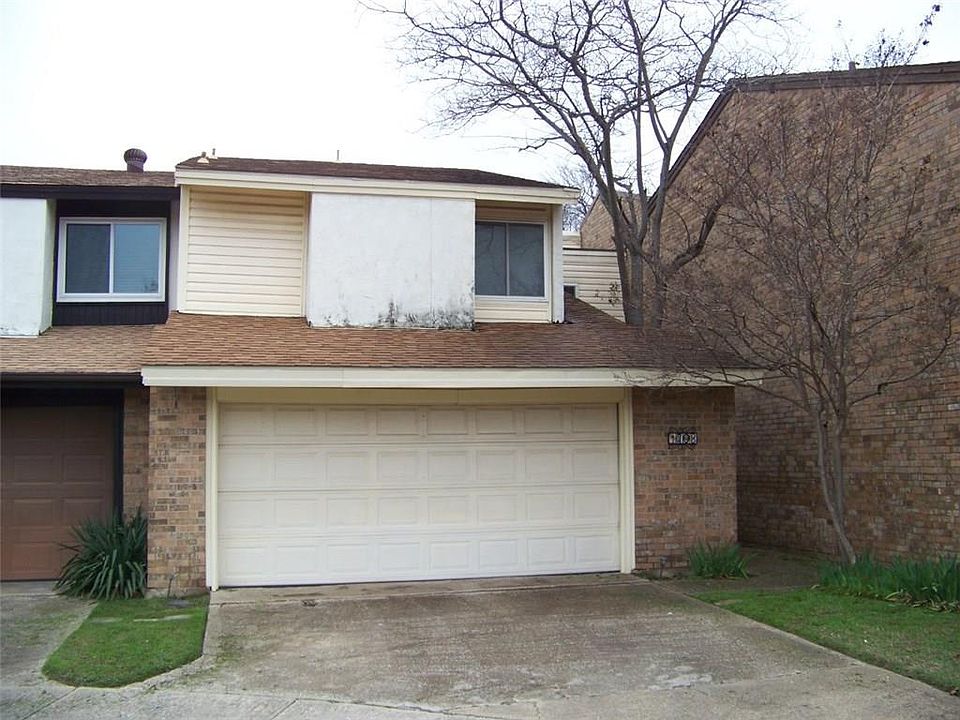 1st image of 1703 Park Cir