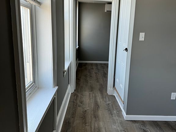 3rd image of 68 N Church St