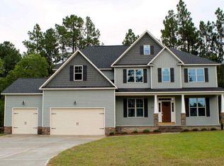 388 Green Links Dr, Cameron, NC 28326