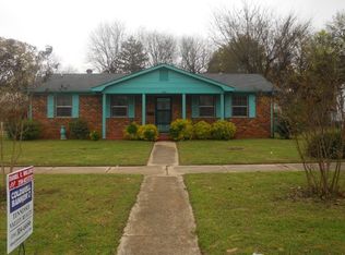 401 Washington St, Tuscumbia, AL 35674