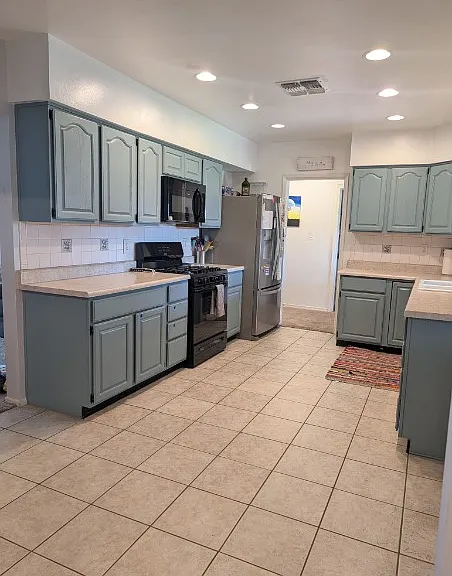 1117 E Maryland Ave — Photo 12