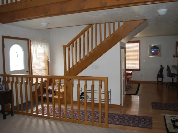 6824 Sunset Dr, Gardendale, AL 35071