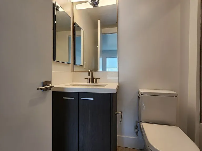 4227 McLaughlin Ave #303 — Photo 23