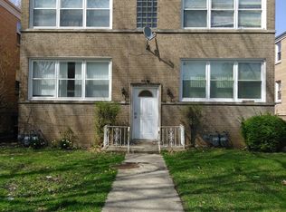 4848 Hull St APT 2W, Skokie, IL