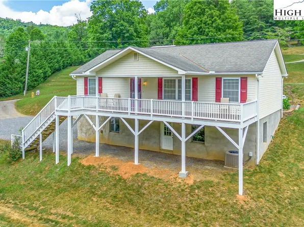 162 Maple Ridge Estates Drive, West Jefferson, NC 28694