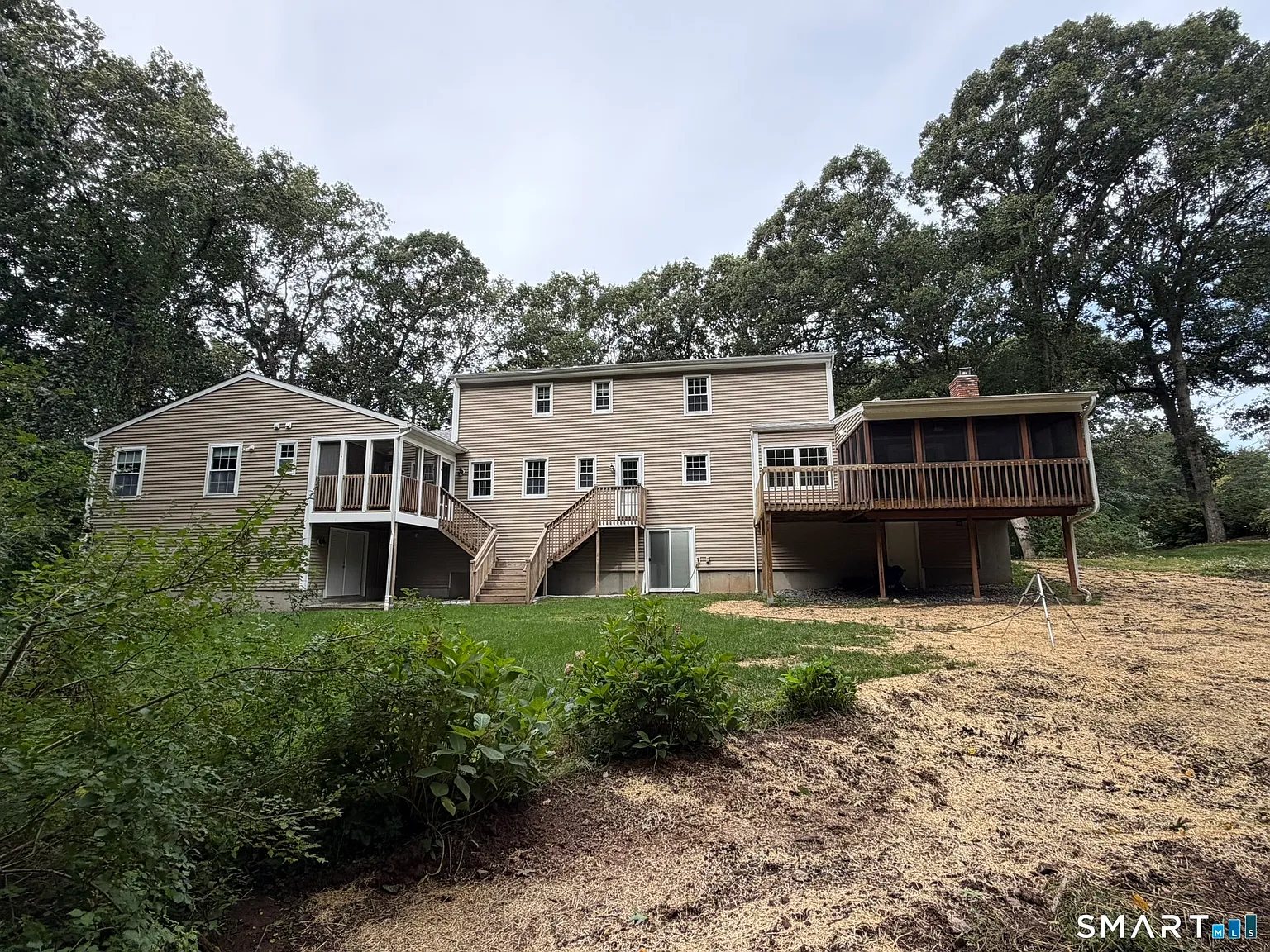 4 bed, 2.5 bath, 3696 sqft, $4,600 — Photo 3