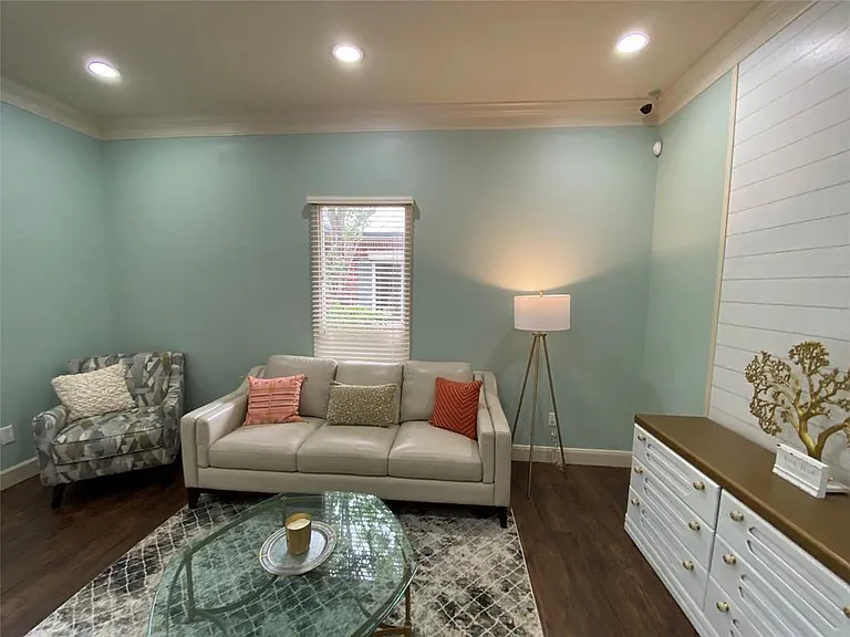 4501 Cartwright Rd #408 — Photo 9