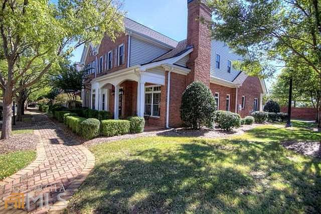 2nd image of 8740 Parker Pl