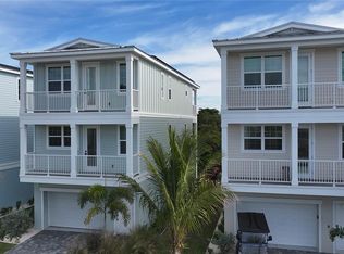 12507 Gulf Breeze Ter, Cortez, FL 34215