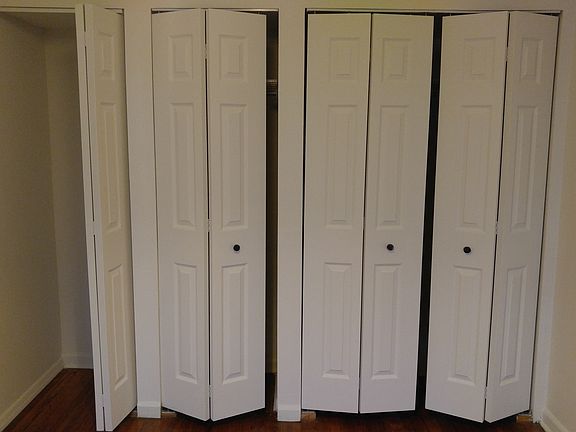 4th image of 260 Pacific St APT 020