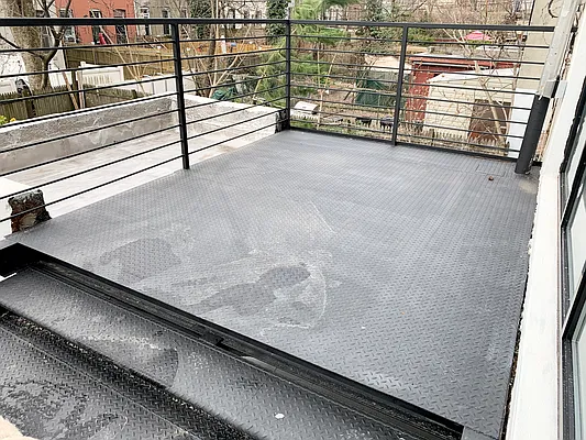 Rented by Owner | media 35