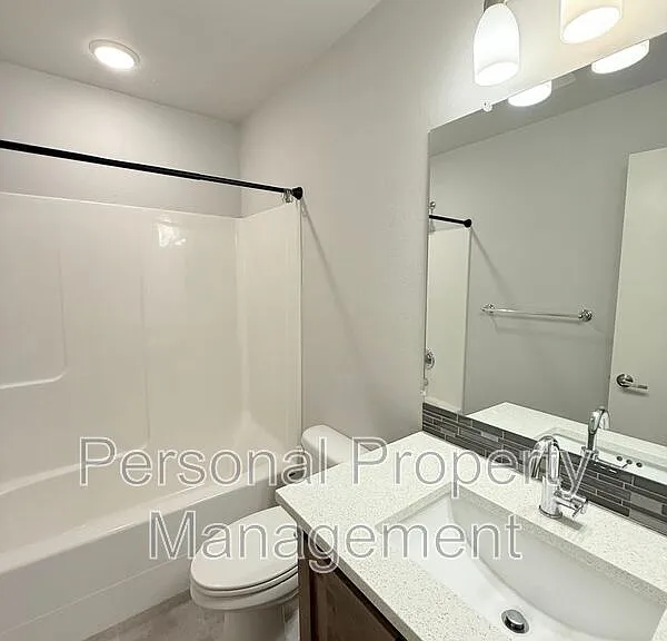 3512 NE 61st Way — Photo 16