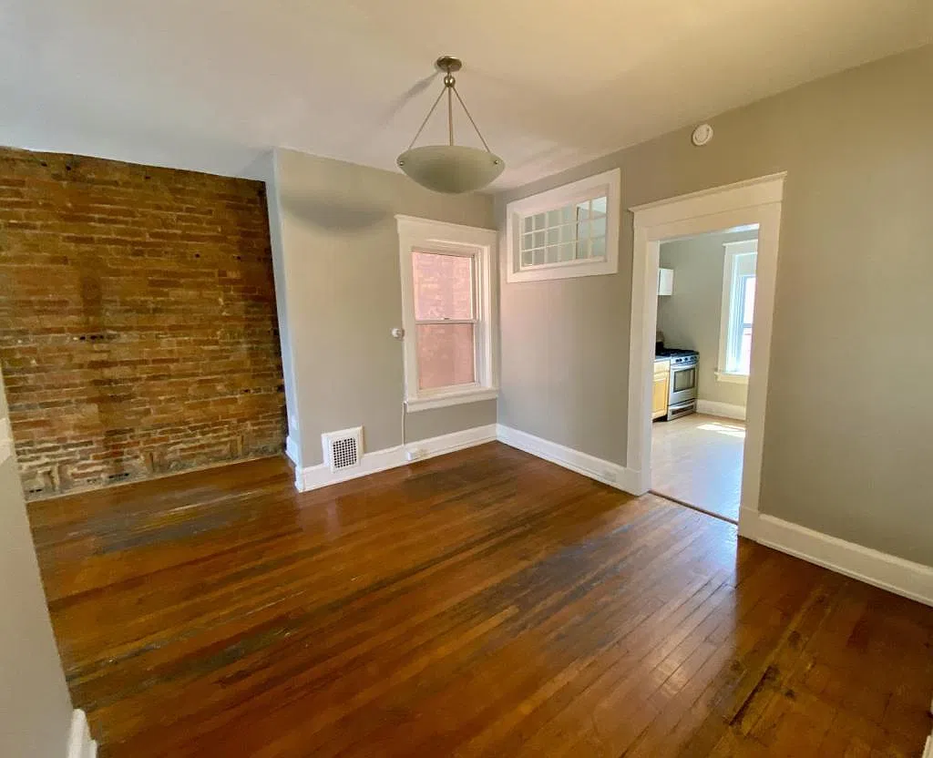 231 W McMillan St — Photo 2