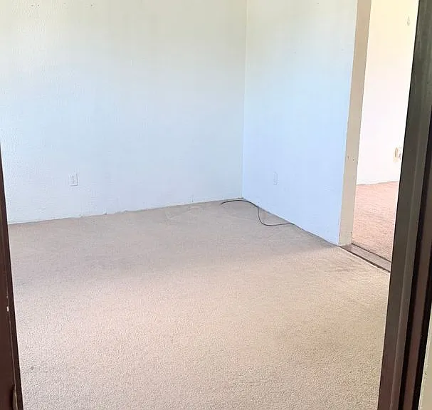 291 N Liberty St — Photo 7