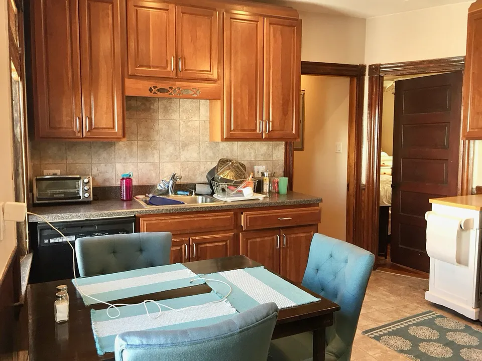 12 Howell St #3