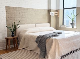 349 W 71st St APT 2, New York, NY 10023