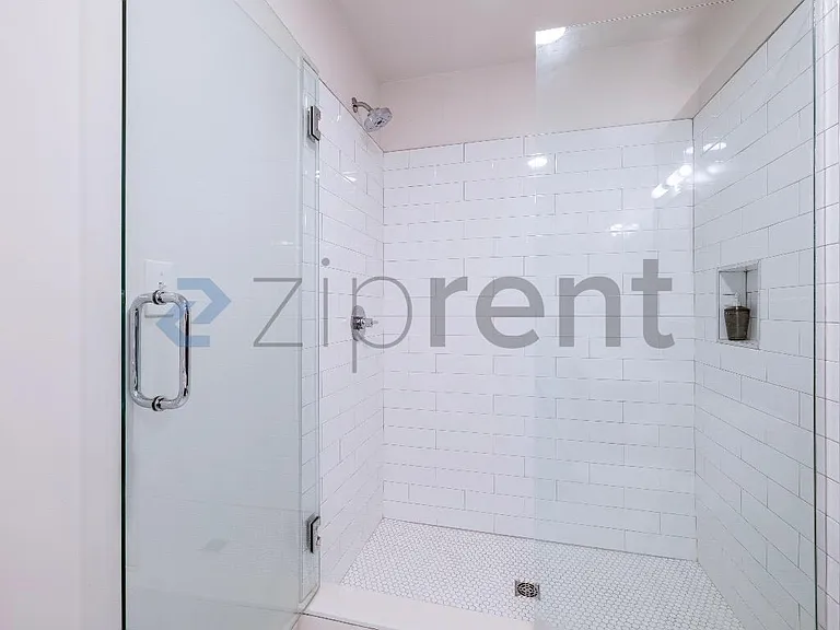 1801 2nd Ave #208 — Photo 11