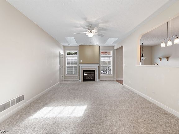 4th image of 3814 Faith Ln