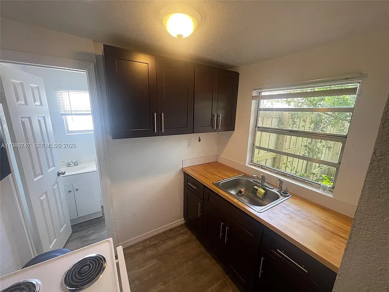 5738 Garfield St #B — Photo 5