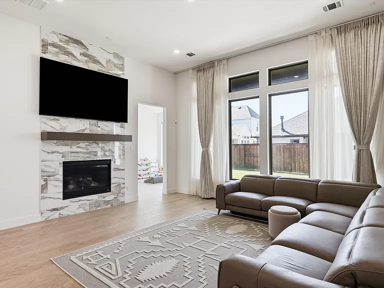 320 Telico Ct — Photo 21