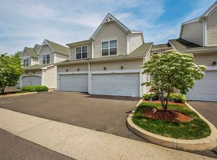 1804 Eaton Ct, Danbury, CT 06811