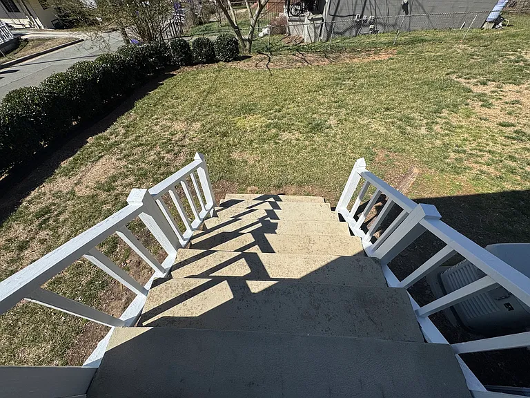 310 Crest Dr — Photo 31