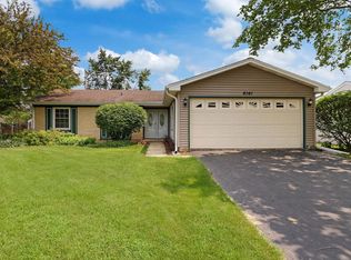8161 Kensington Ln, Hanover Park, IL