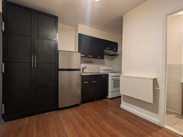 100 Clinton St #2, New York, NY 10002