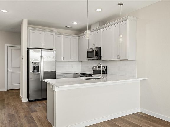2nd image of 557 Galt Dr