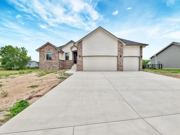 502 N Valley Creek Dr, Valley Center, KS 67147