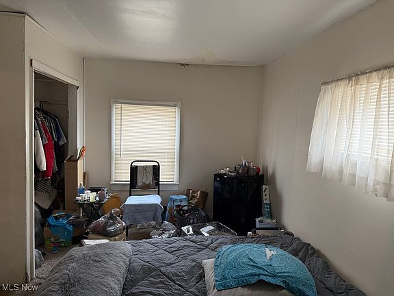 4th image of 10214 Avon Ave