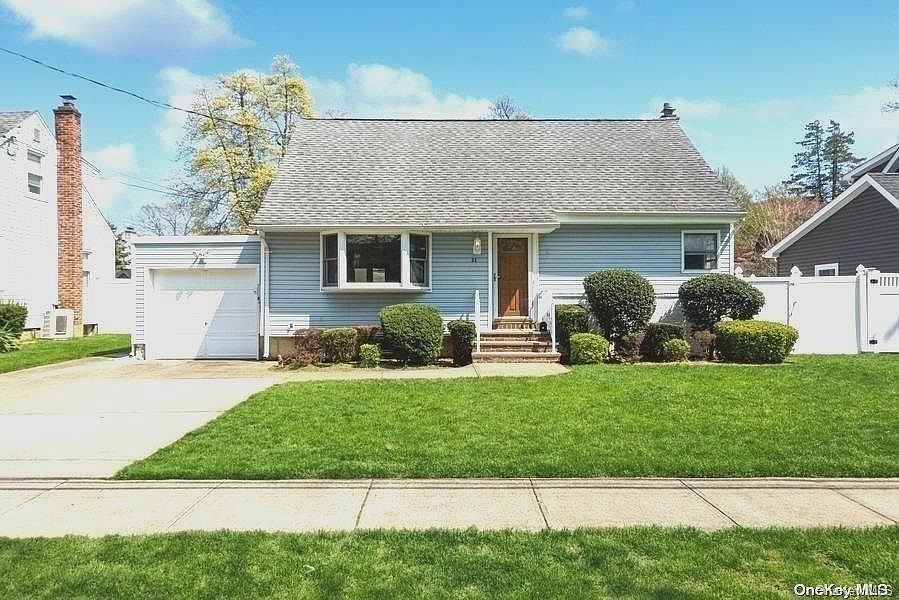 1st image of 23 Jefferson Avenue