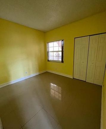 5th image of 620 Cypress Club Way #113