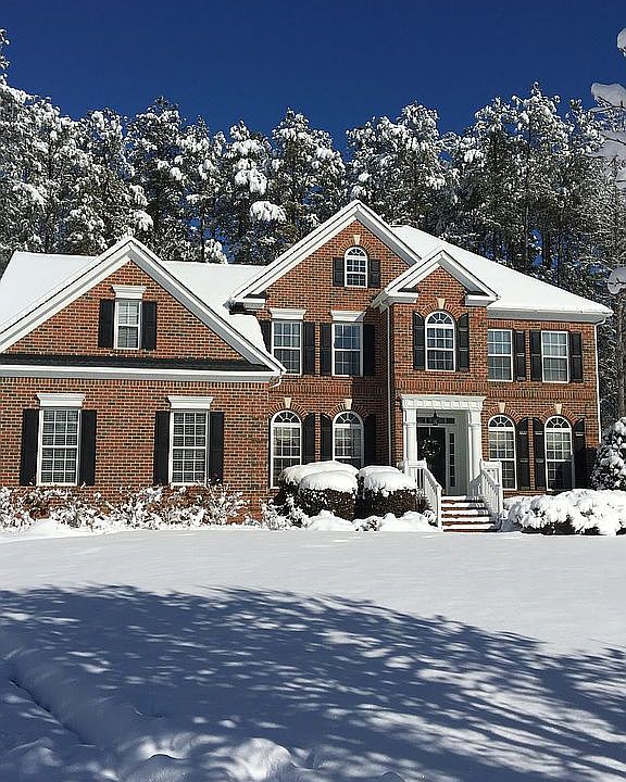 1st image of 116 Crafton Park Ln