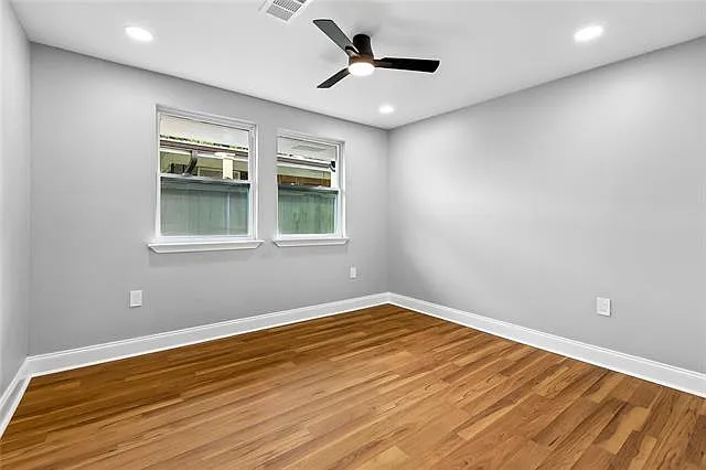 6116 Loraine St — Photo 8