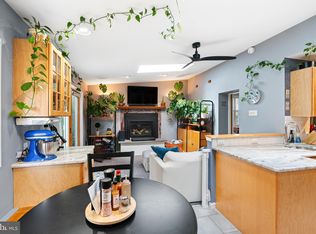 7708 Keiffer St, Philadelphia, PA 19128