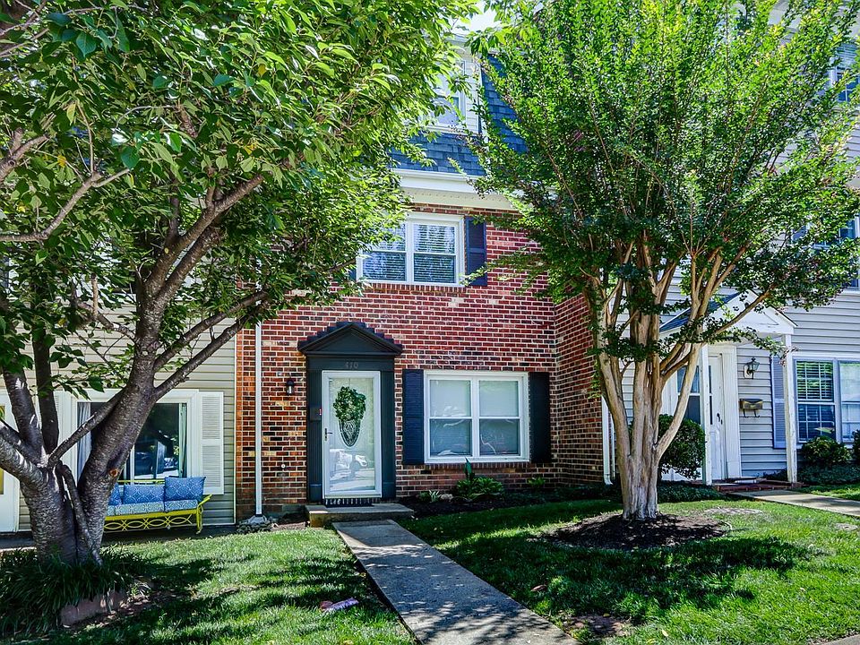 1st image of 410 W Cadbury Dr