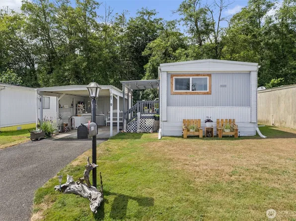 1050 Howard Street #9, Raymond, WA 98577