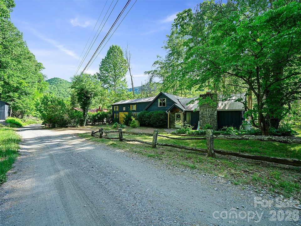 1st image of 137 Mountain Farm Rd