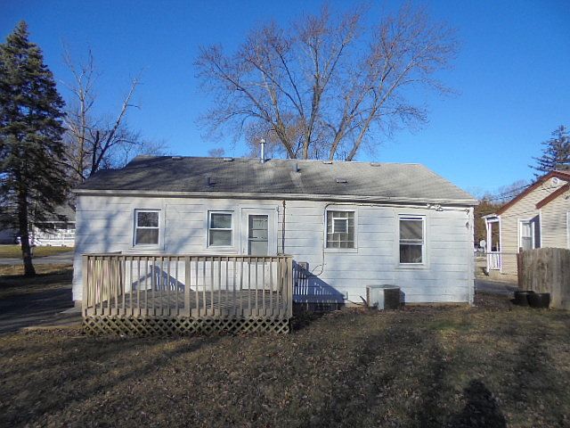 2nd image of 15409 Lamon Ave