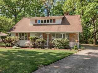 356 Dumbarton Blvd, Richmond Heights, OH 44143