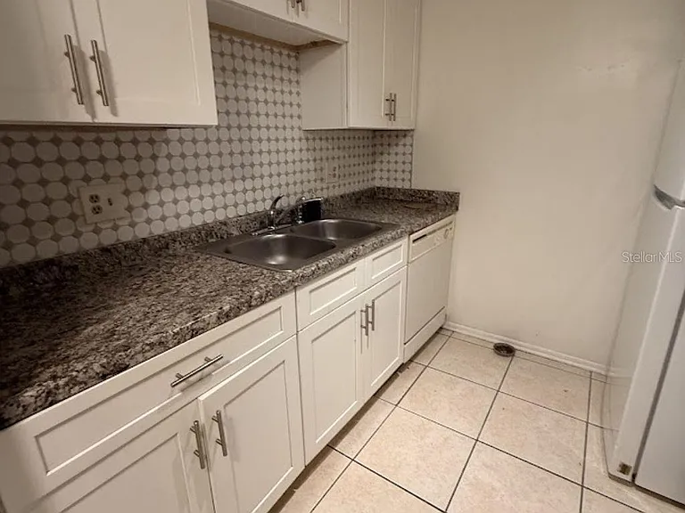 4818 S Semoran Blvd #503 — Photo 5