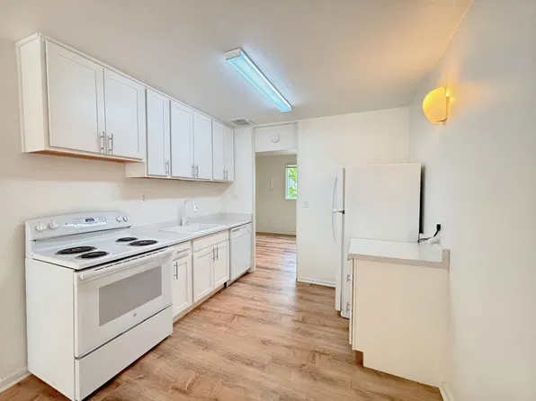 R0622 - Harrison House Apartments, 1531-1533 SW Harrison St #11, Portland, OR 97201