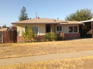 2977 E Robinson Ave, Fresno, CA 93726
