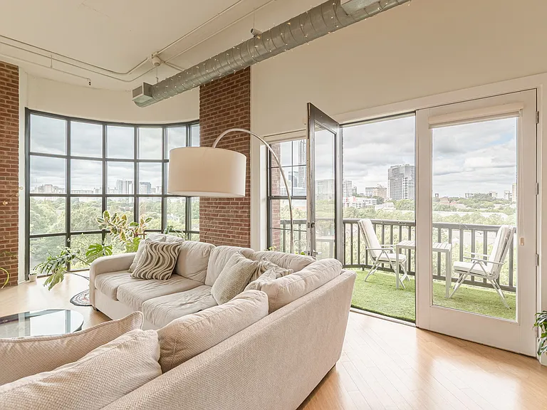 395 Central Park Pl NE #720 — Photo 23